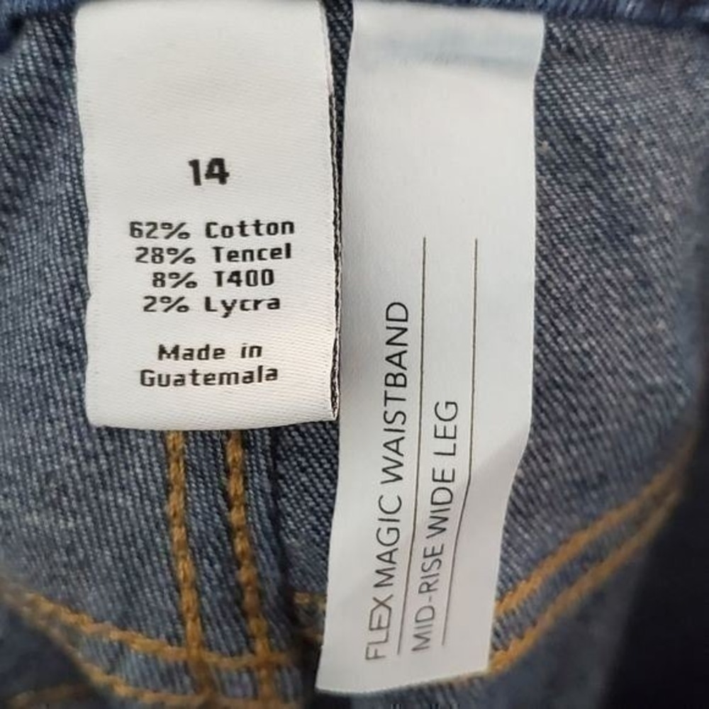Lane Bryant Flex Magic Waistband Mid-Rise Wide Leg Jeans Dark Wash Blue Size 14 - Picture 7 of 7